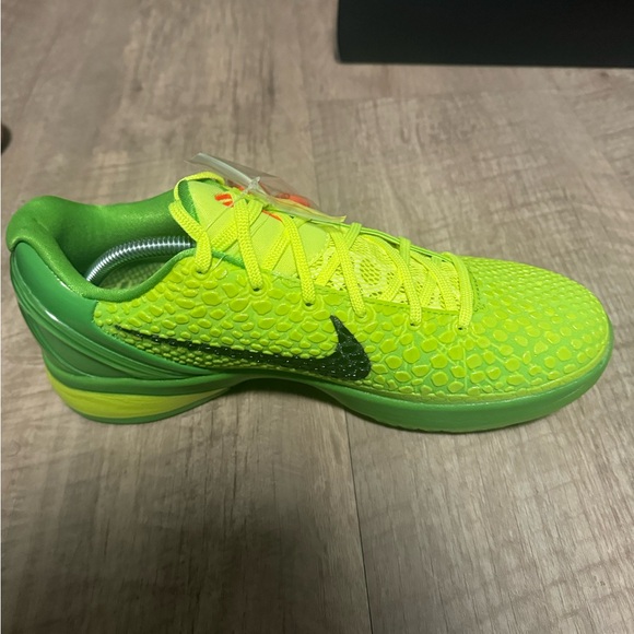 Kobe 6 grinch - Picture 1 of 10